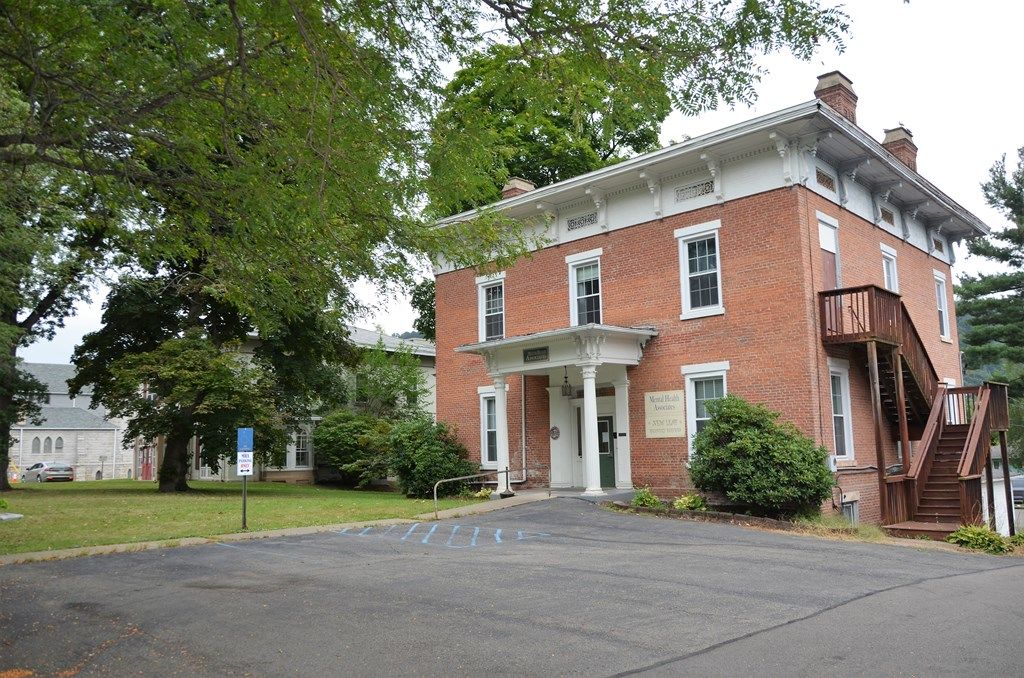 21 N Main St, Towanda, PA 18848
